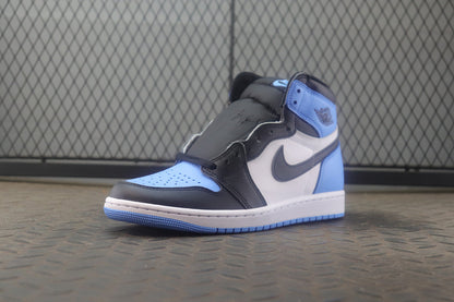 Air Jordan 1 High OG“University Blue”