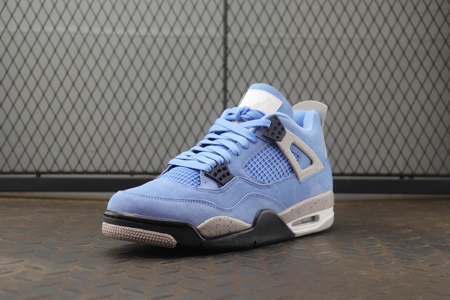 Air Jordan 4 UNC